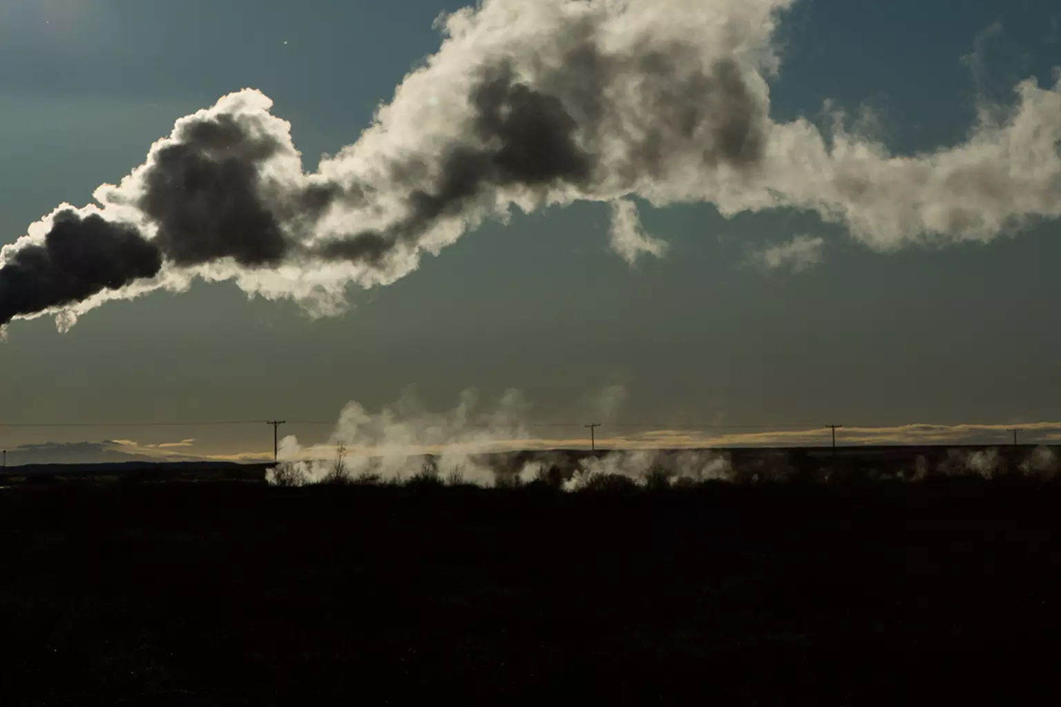 Geothermal plant photo.